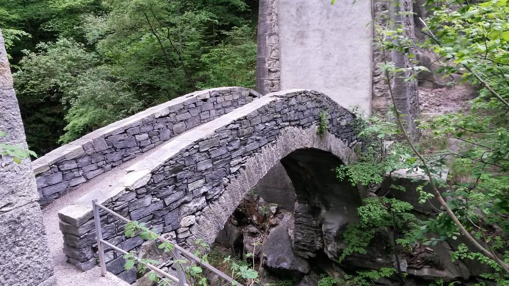 Bnb "A La Crus" Crana Exteriör bild
